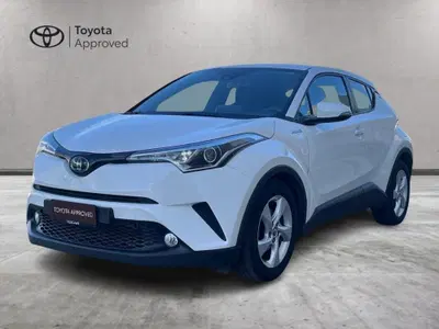 Toyota Toyota C-HR 1.8 Hybrid E-CVT Active del 2018 usata a Melilli