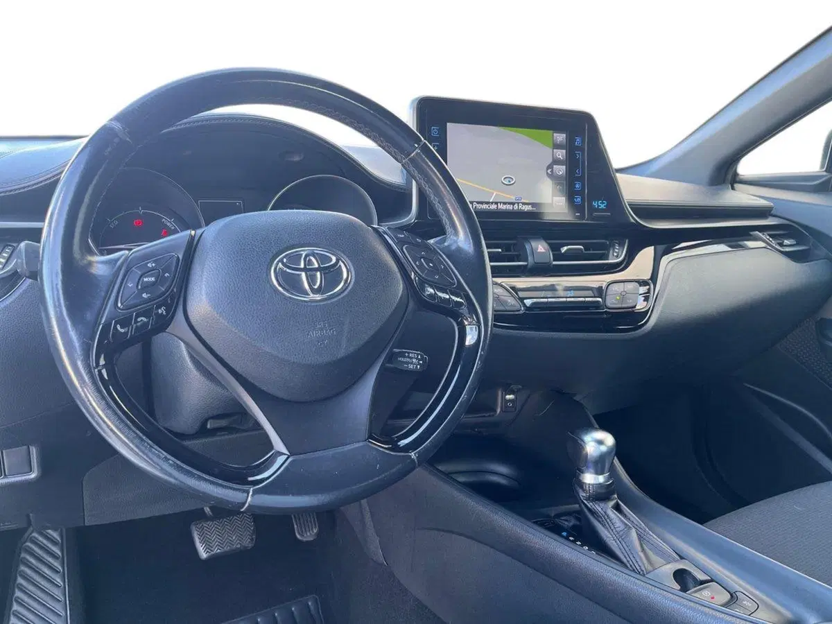 Toyota Toyota C-HR usata a Siracusa (8)