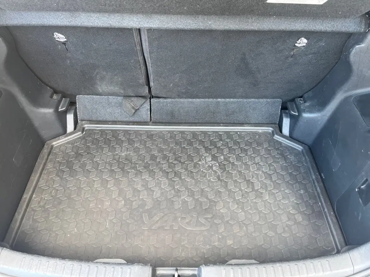 Toyota Yaris usata a Siracusa (6)