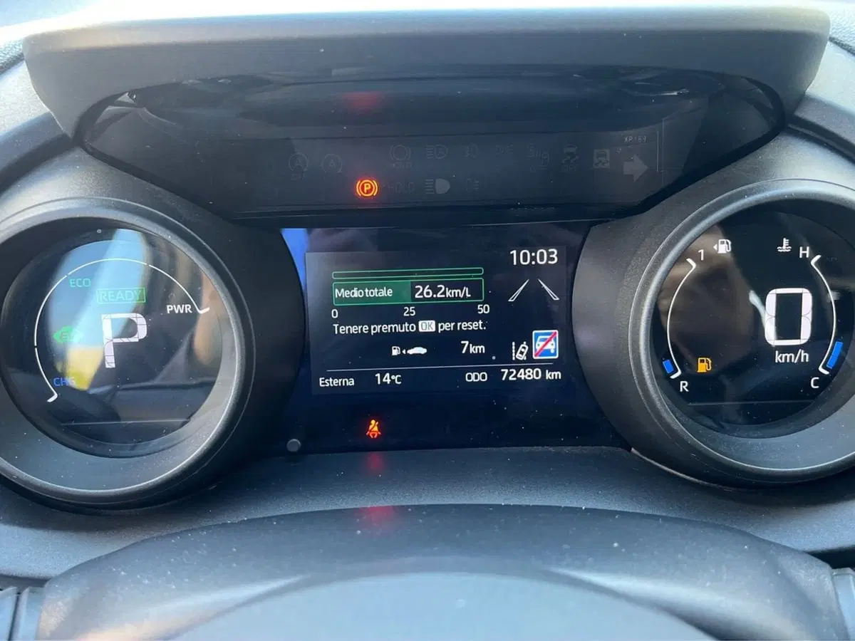 Toyota Yaris usata a Siracusa (9)