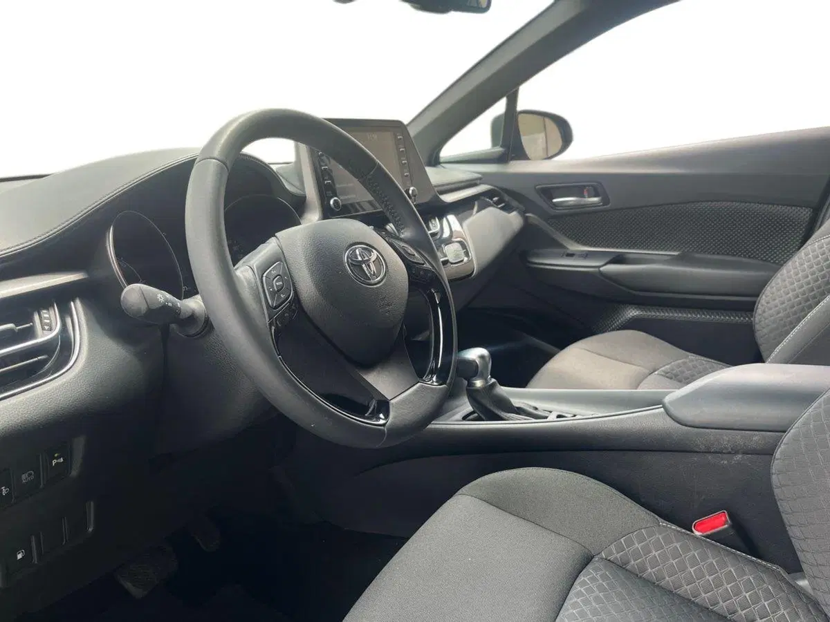Toyota Toyota C-HR usata a Siracusa (7)