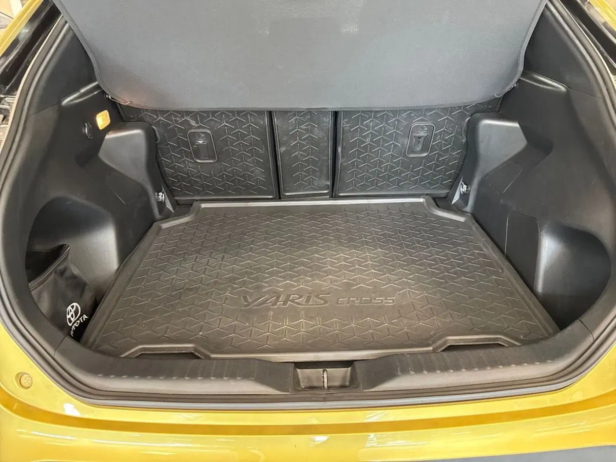 Toyota Yaris Cross usata a Prato (10)