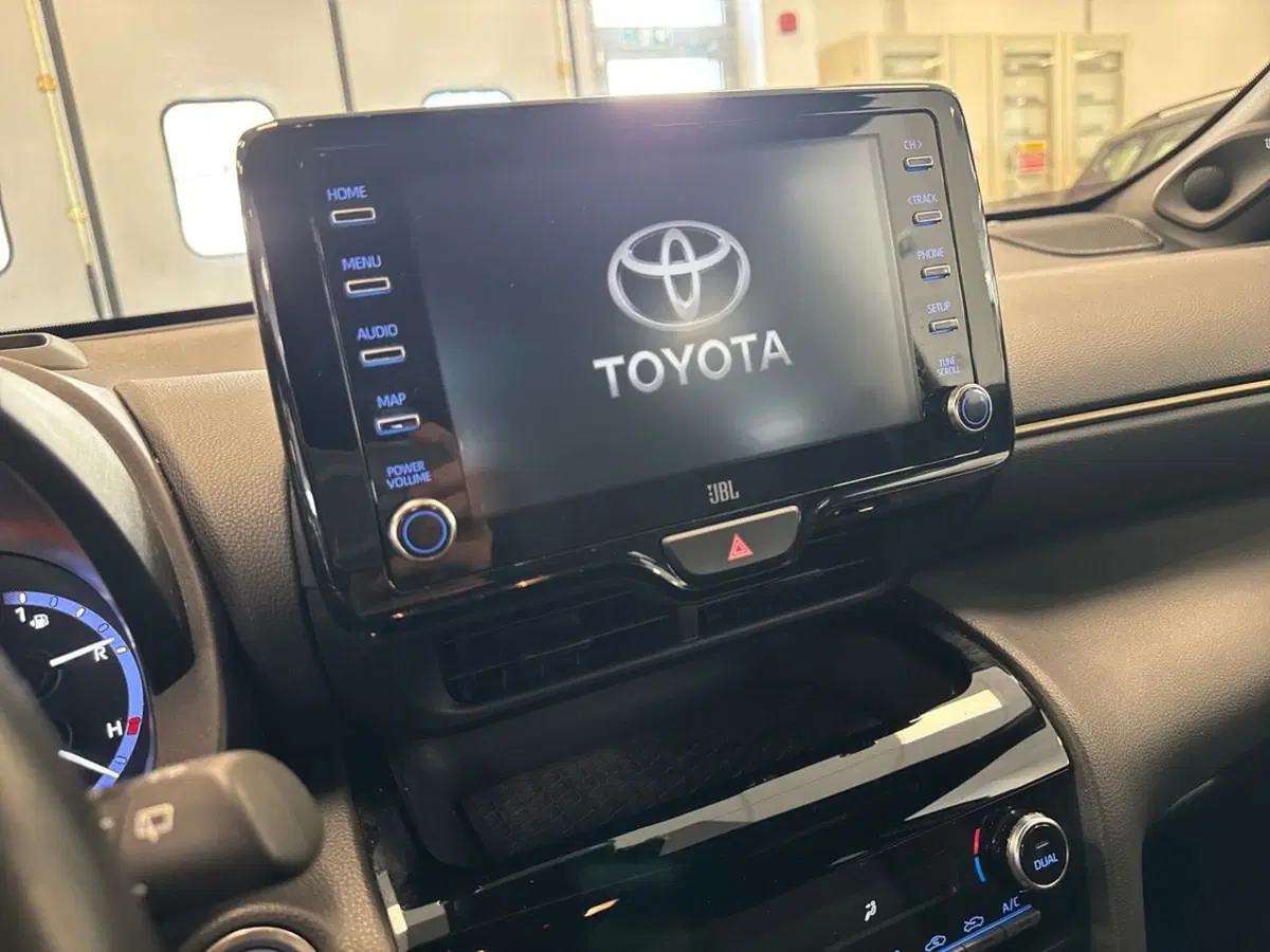 Toyota Yaris Cross usata a Prato (17)
