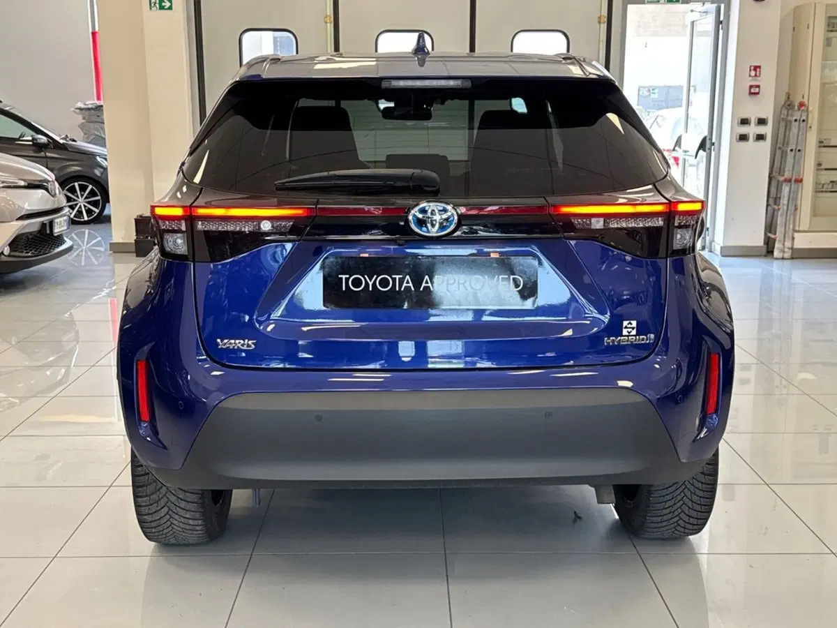 Toyota Yaris Cross usata a Prato (7)
