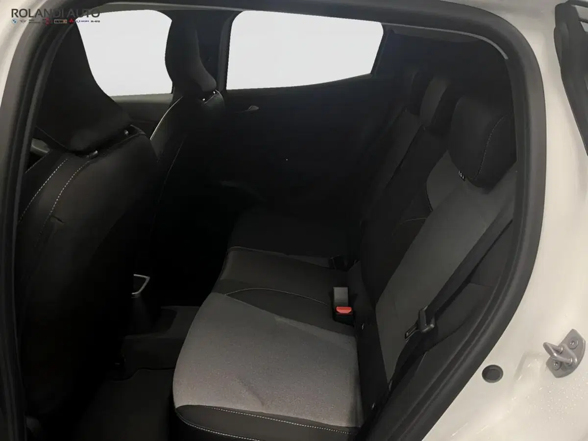 Mitsubishi Colt nuova a Alessandria (13)