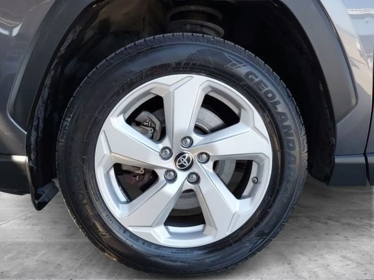 Toyota Rav4 usata a Cagliari (13)