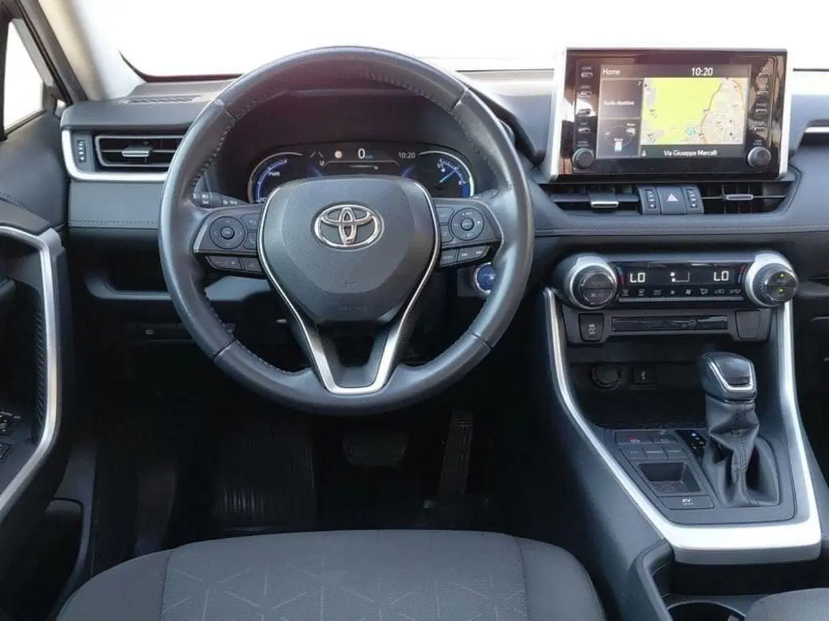 Toyota Rav4 usata a Cagliari (9)