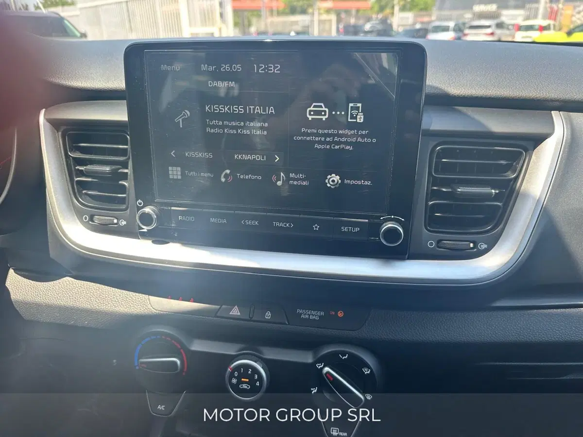Kia Stonic usata a Napoli (20)