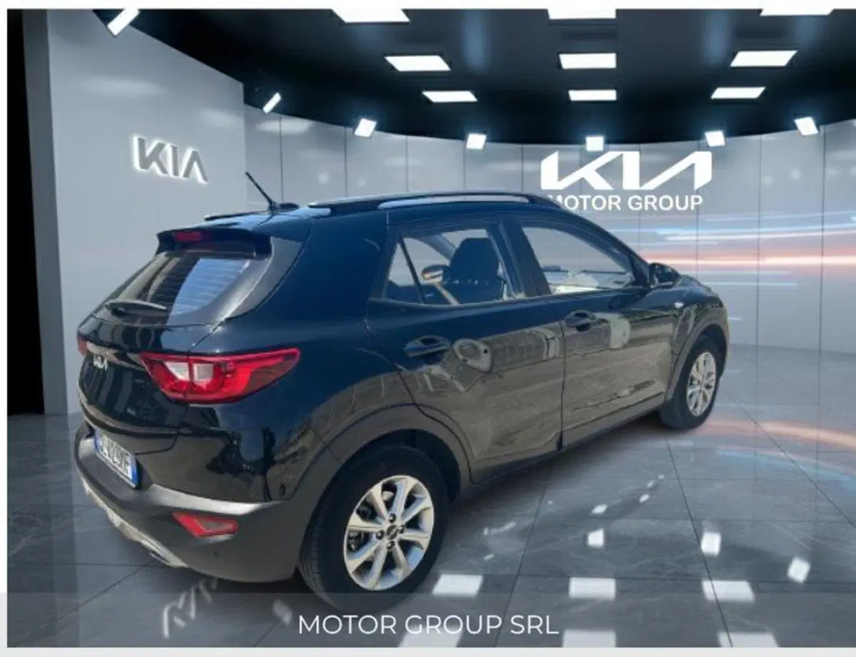 Kia Stonic usata a Napoli (8)