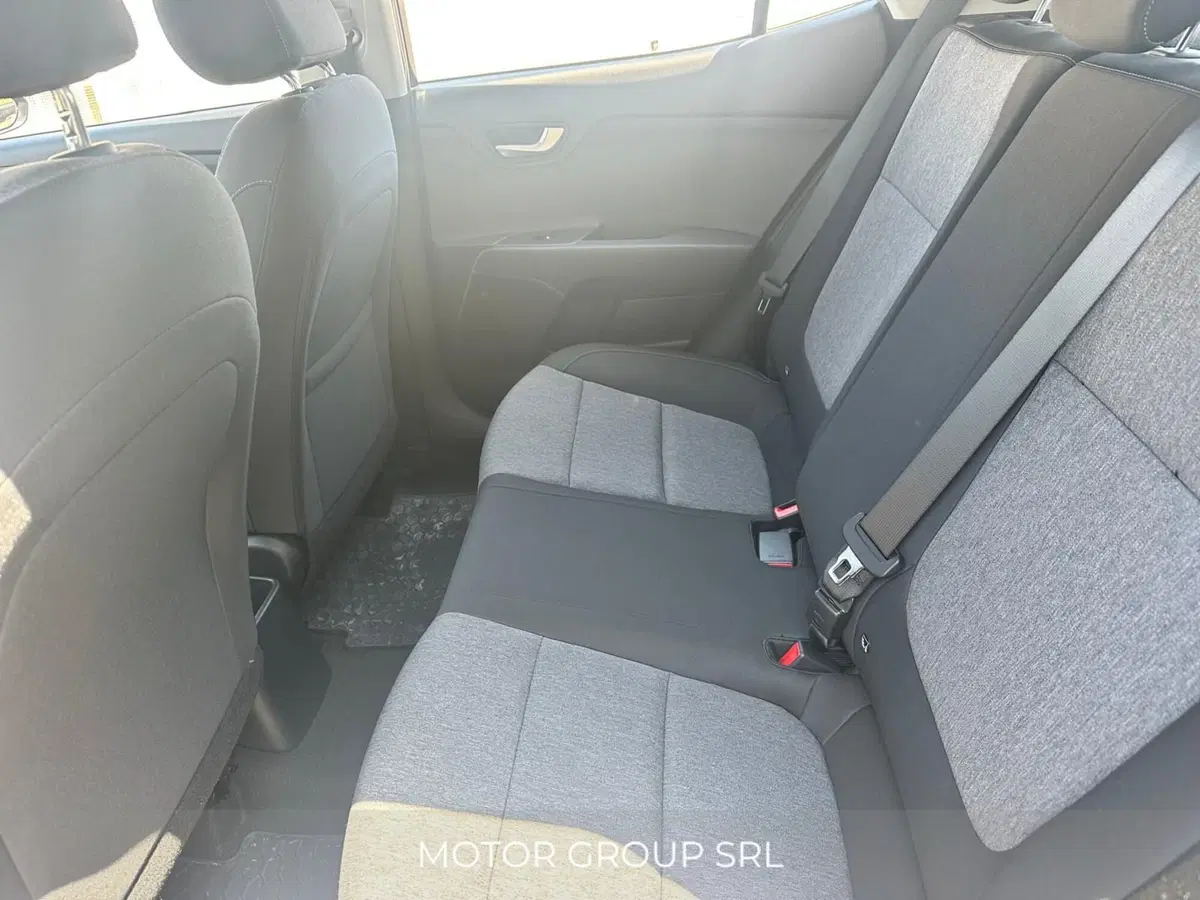 Kia Stonic usata a Napoli (9)