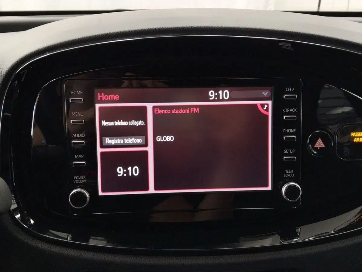 Toyota Aygo X usata a Roma (10)