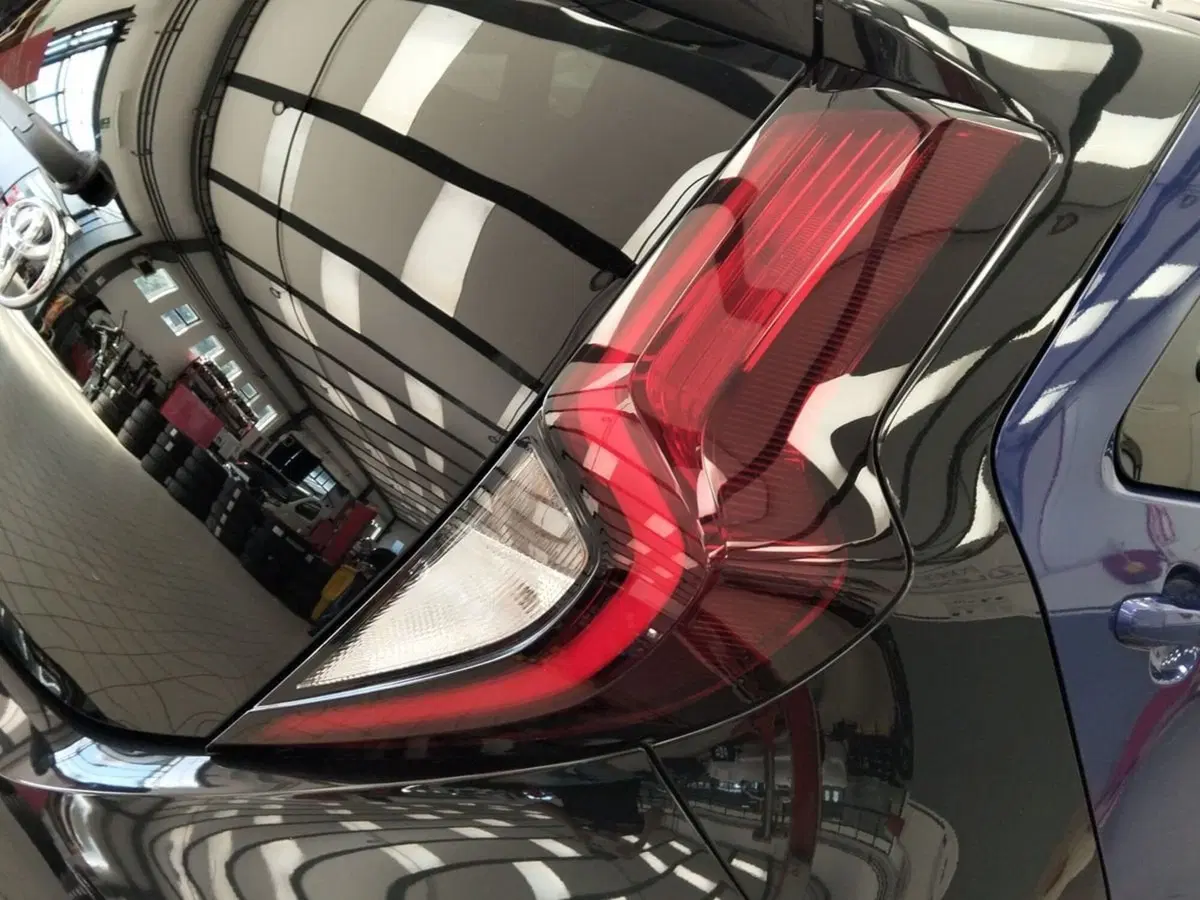 Toyota Aygo X usata a Roma (15)