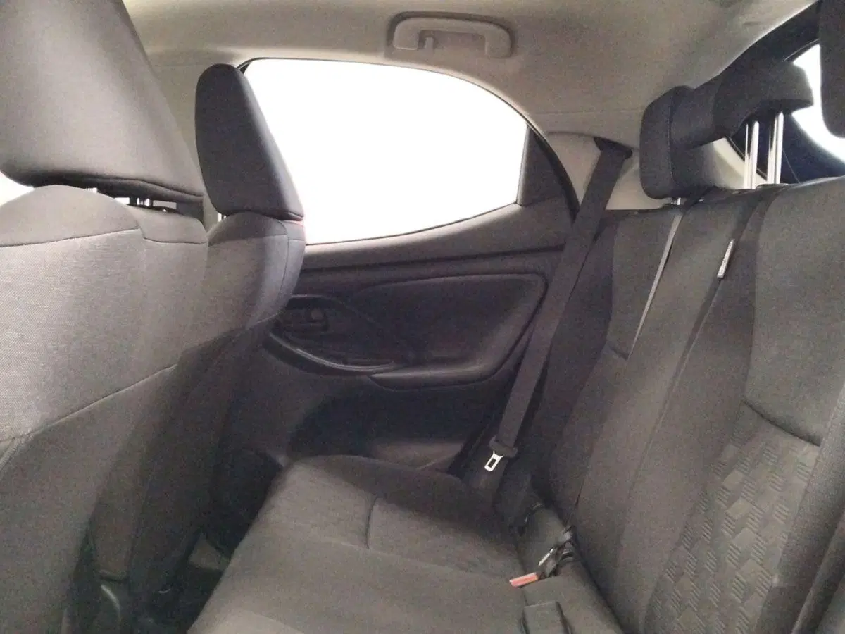 Toyota Yaris usata a Frosinone (9)