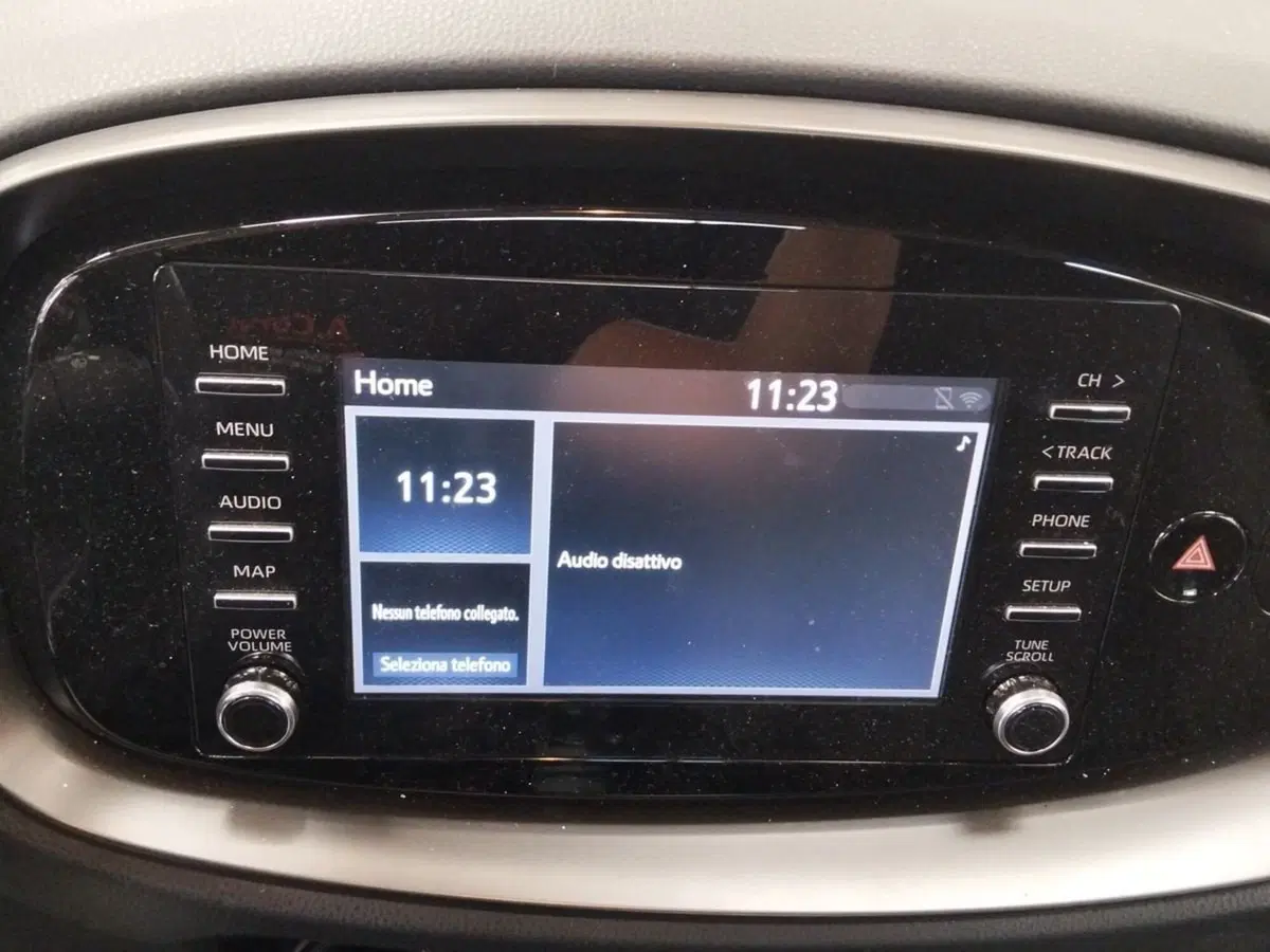 Toyota Aygo X usata a Roma (10)