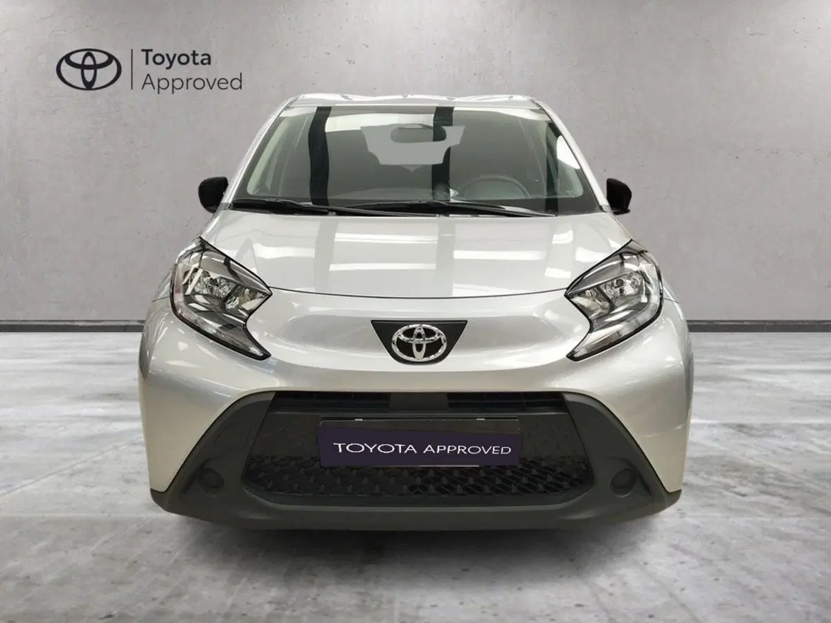 Toyota Aygo X usata a Roma (12)