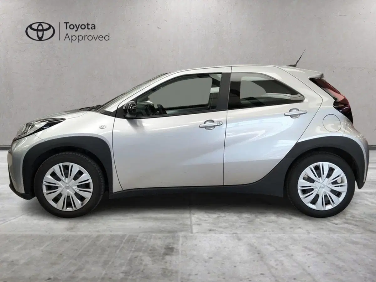 Toyota Aygo X usata a Roma (3)