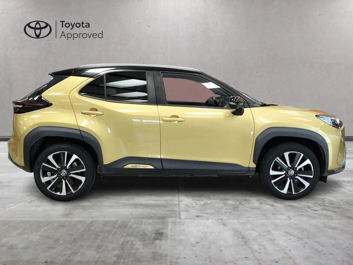 Toyota Yaris Cross usata a Roma (4)