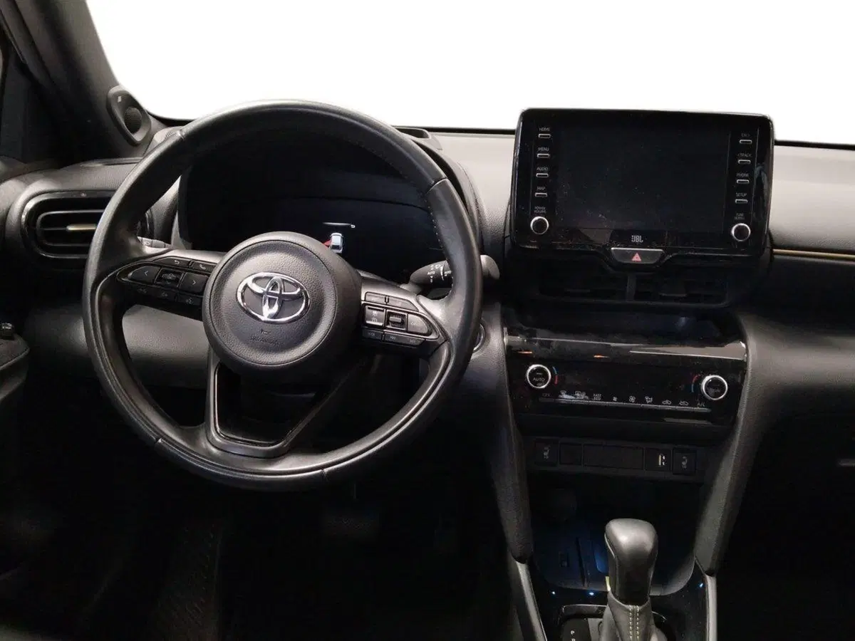 Toyota Yaris Cross usata a Roma (8)