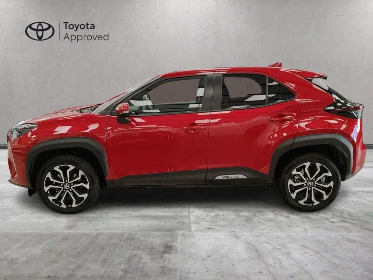 Toyota Yaris Cross usata a Roma (3)