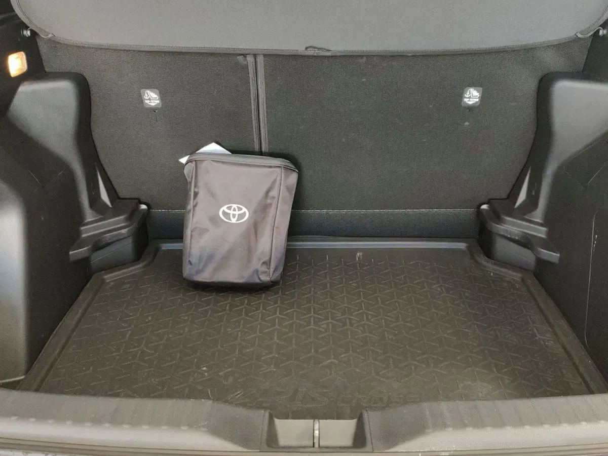 Toyota Yaris Cross usata a Roma (6)