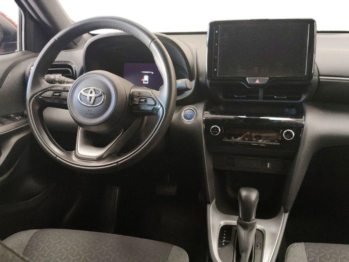Toyota Yaris Cross usata a Roma (8)