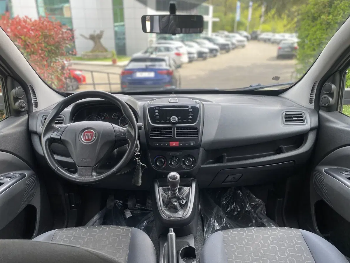 Fiat Doblò usata a La Spezia (12)