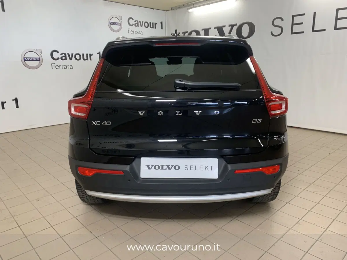 Volvo XC40 usata a Ferrara (11)