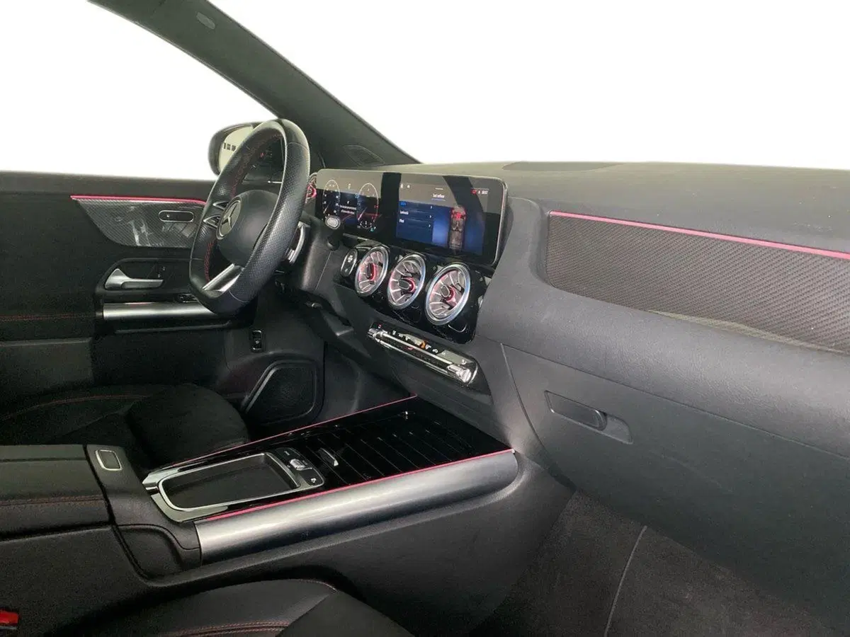 Mercedes-Benz GLA SUV usata a Bergamo (10)