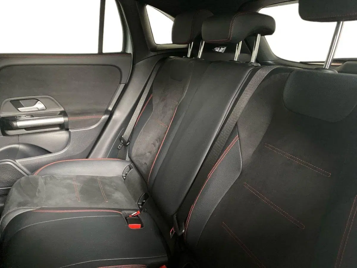 Mercedes-Benz GLA SUV usata a Bergamo (12)