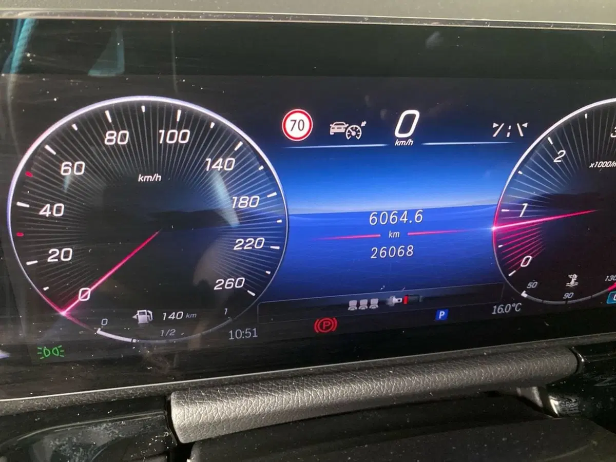 Mercedes-Benz GLA SUV usata a Bergamo (16)