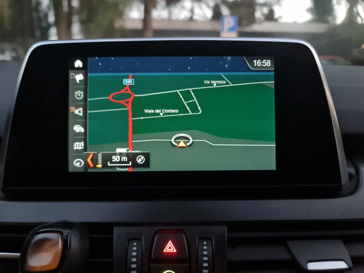 BMW Serie 2 Active Tourer usata a Bologna (14)