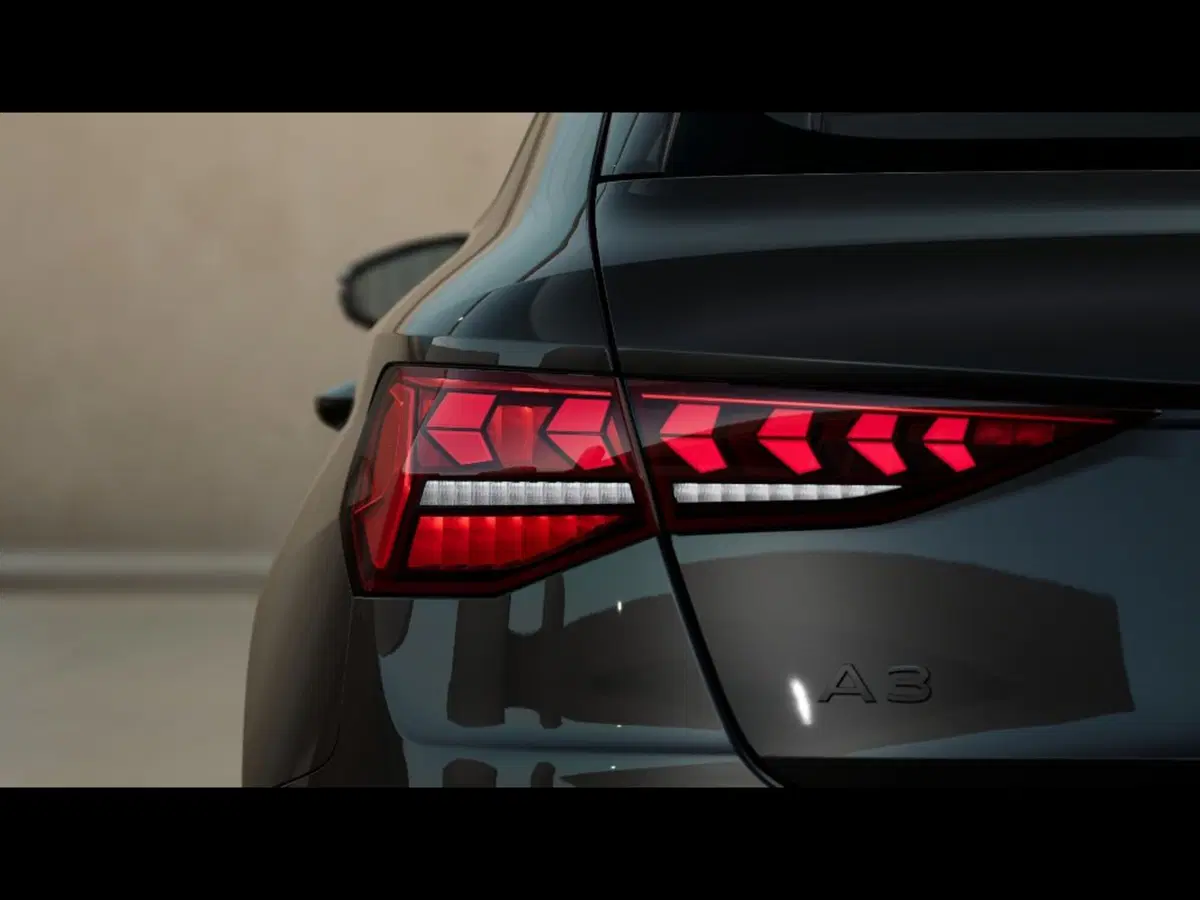 Audi A3 Sportback nuova a Livorno (7)