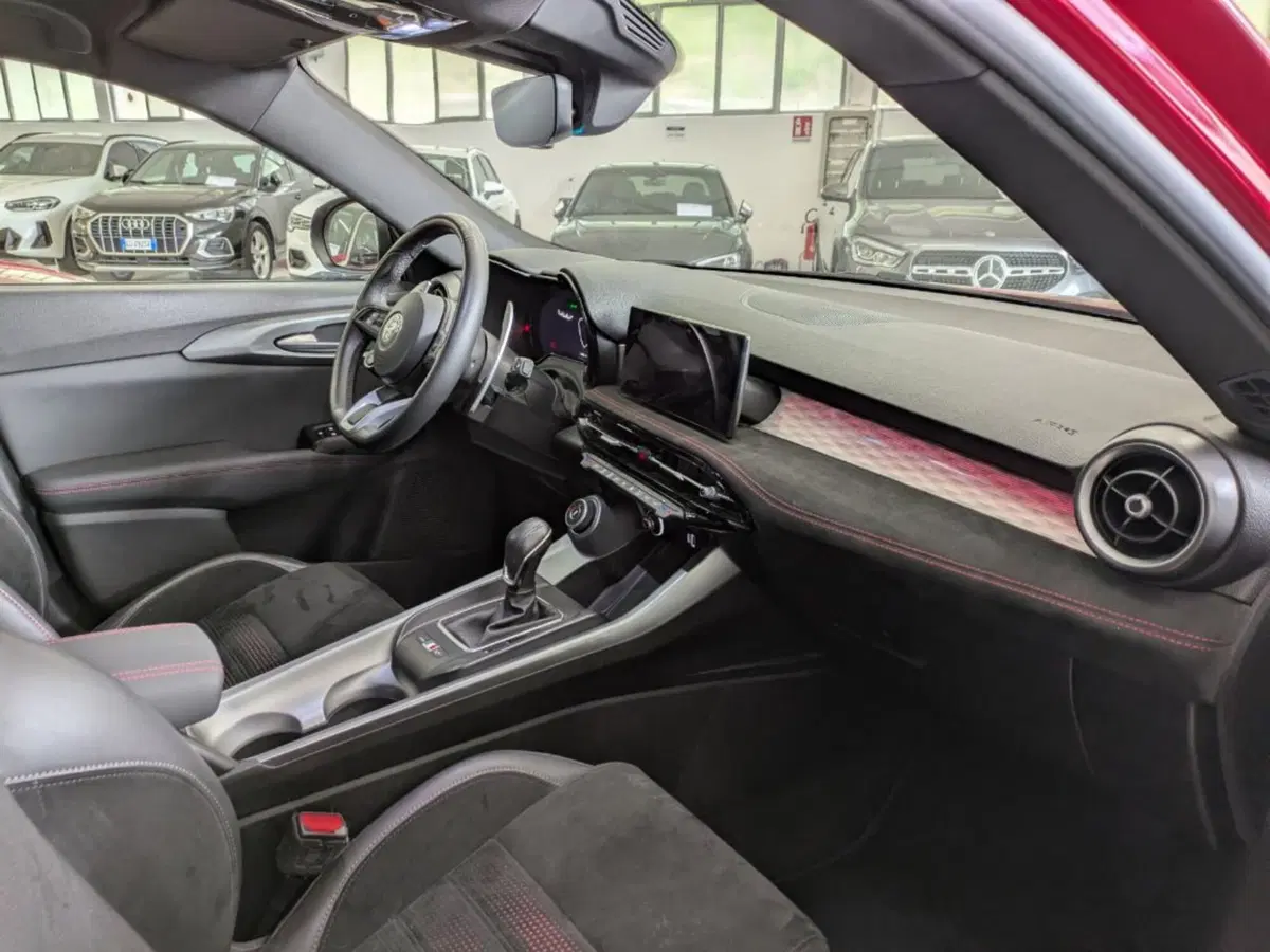 Alfa Romeo Tonale usata a Siena (6)