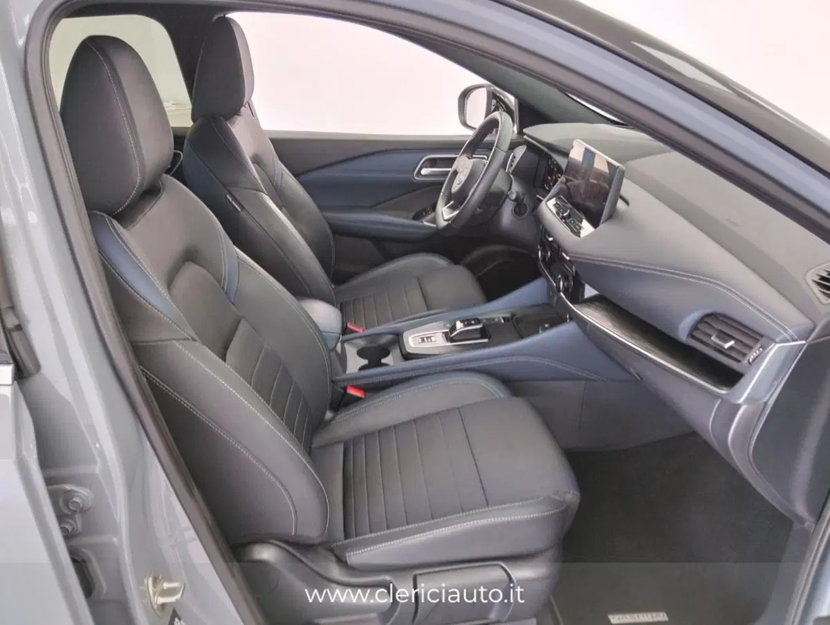 Nissan Qashqai usata a Como (2)