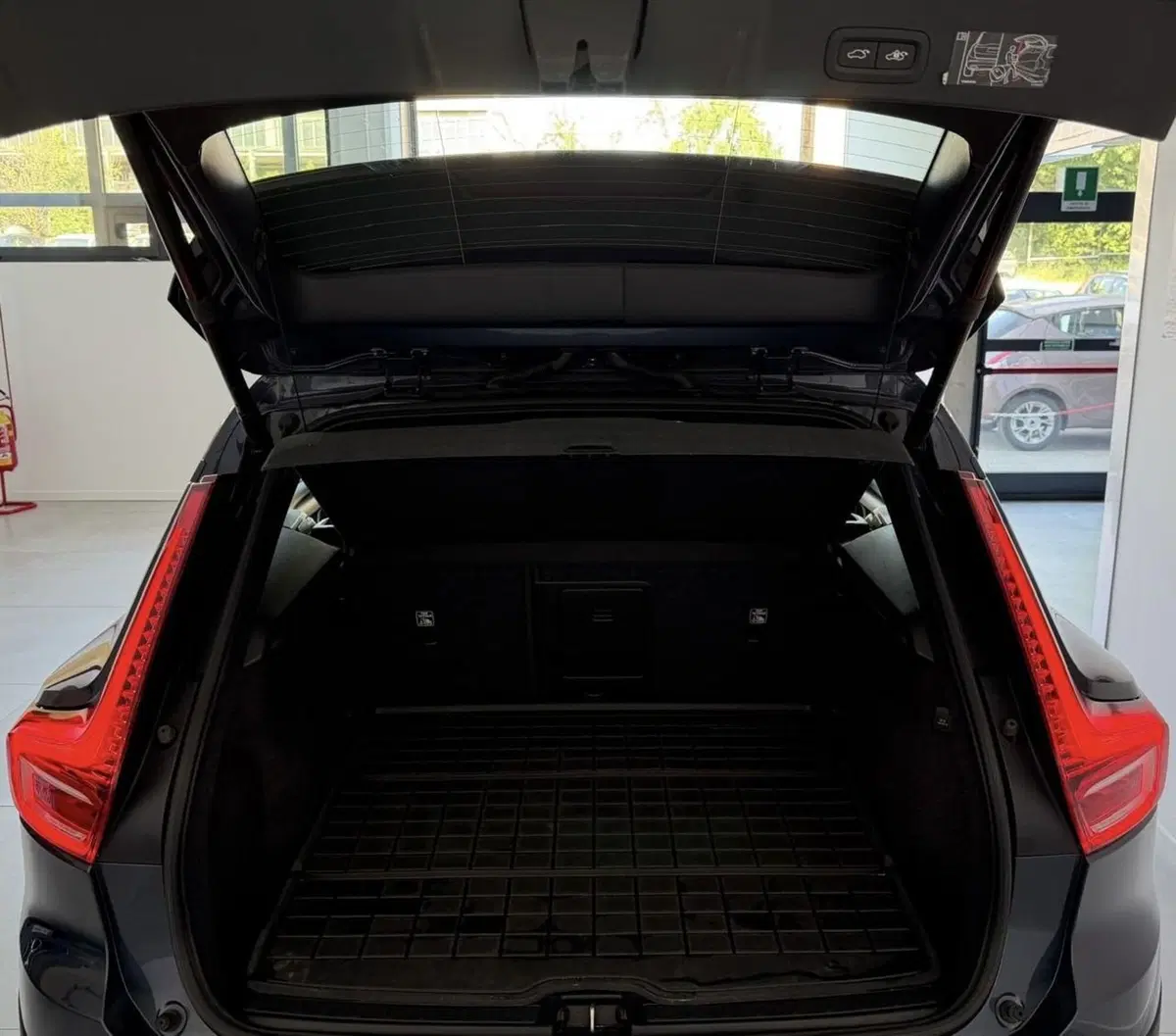 Volvo XC40 usata a Parma (13)