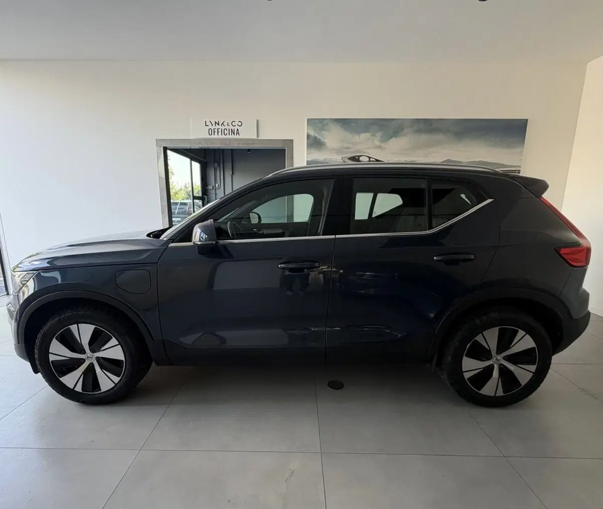 Volvo XC40 usata a Parma (7)