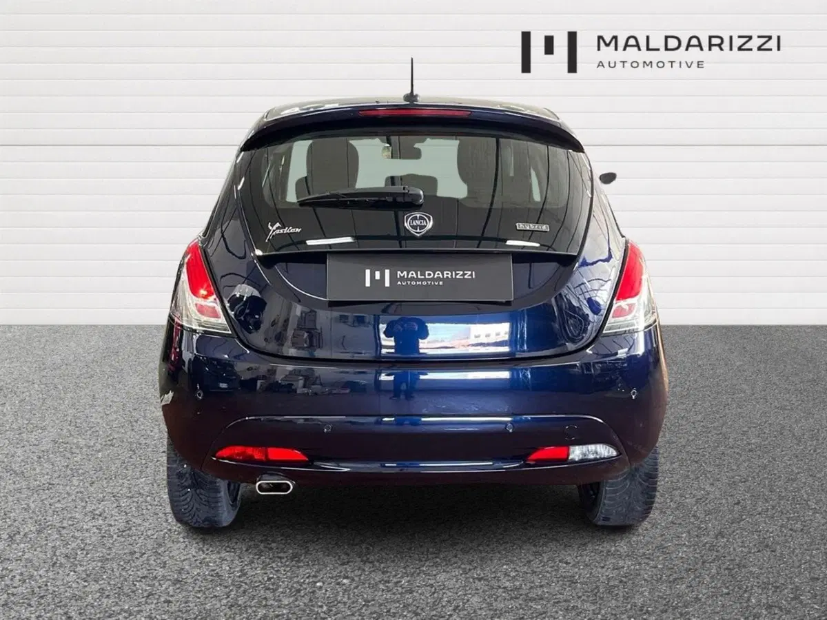 Lancia Ypsilon usata a Barletta-Andria-Trani (3)