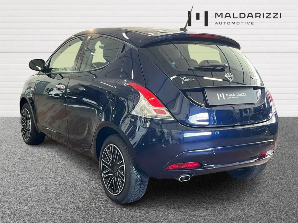 Lancia Ypsilon usata a Barletta-Andria-Trani (4)