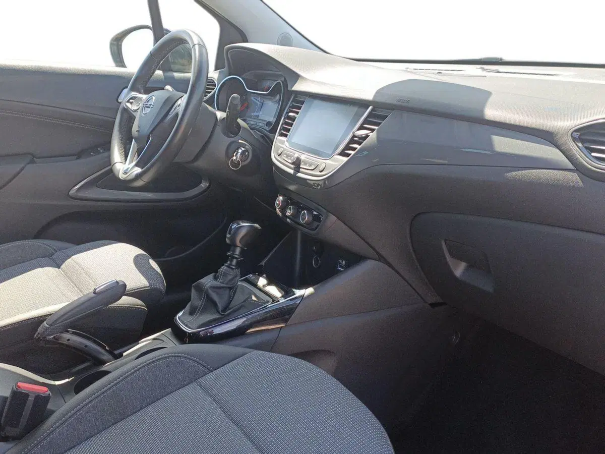 Opel Crossland usata a Bari (7)