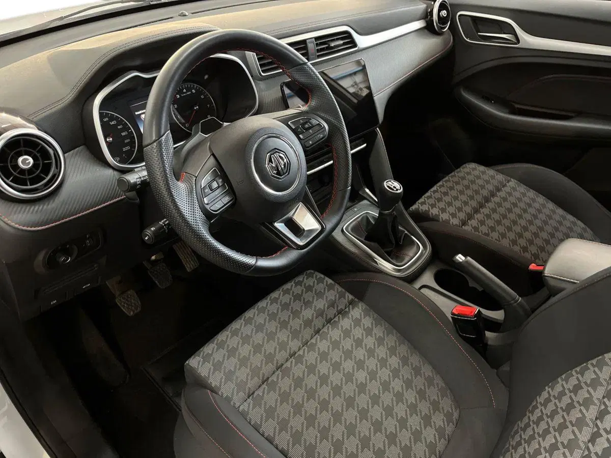 Mg ZS usata a Bari (5)