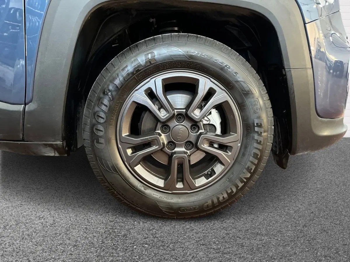 Jeep Renegade usata a Bari (6)