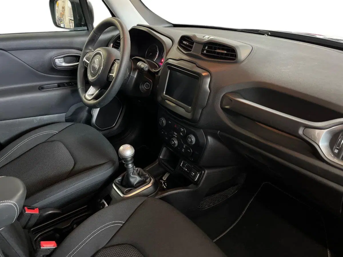 Jeep Renegade usata a Bari (9)