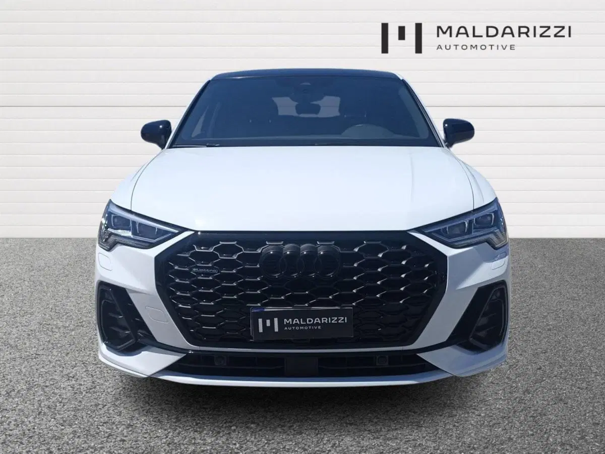 Audi Q3 Sportback usata a Bari (2)