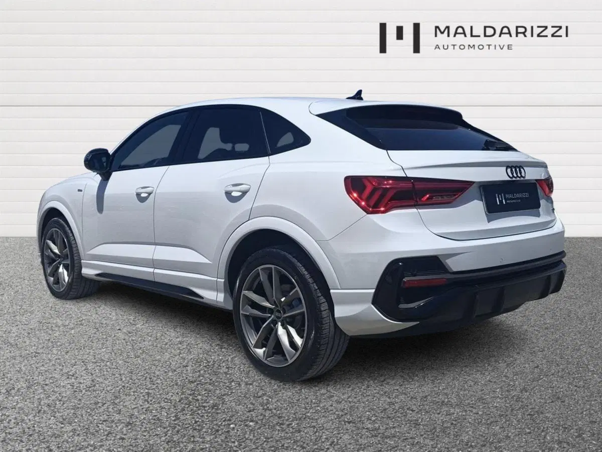 Audi Q3 Sportback usata a Bari (4)
