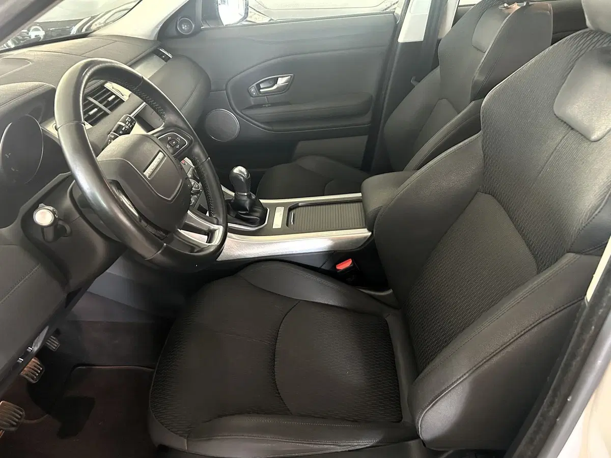 Land Rover Range Rover Evoque usata a Ferrara (8)