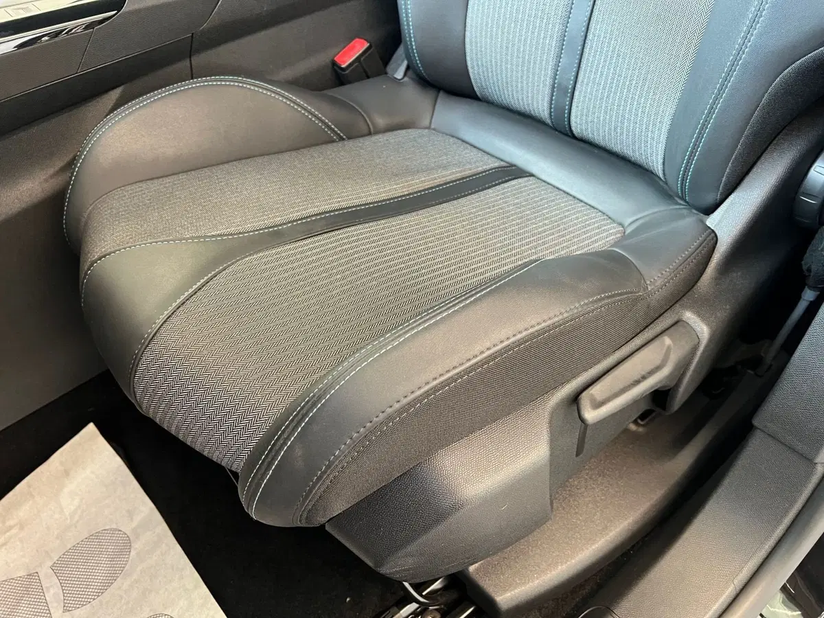 Peugeot 3008 usata a Bari (16)