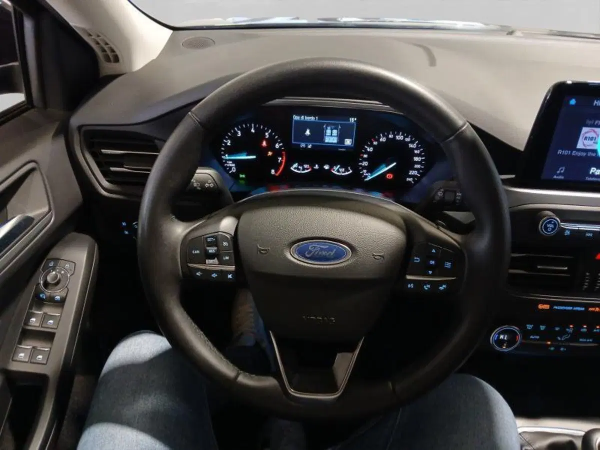 Ford Focus usata a Genova (14)