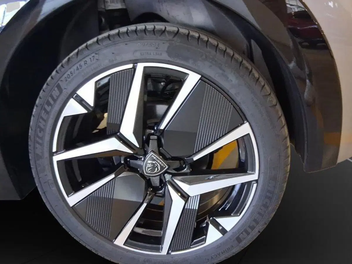 Peugeot 208 usata a Genova (18)