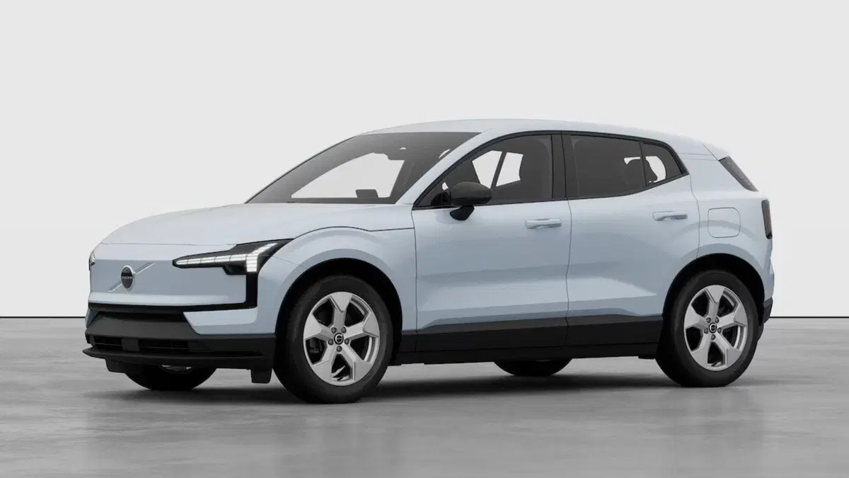 Volvo EX30 nuova a Como