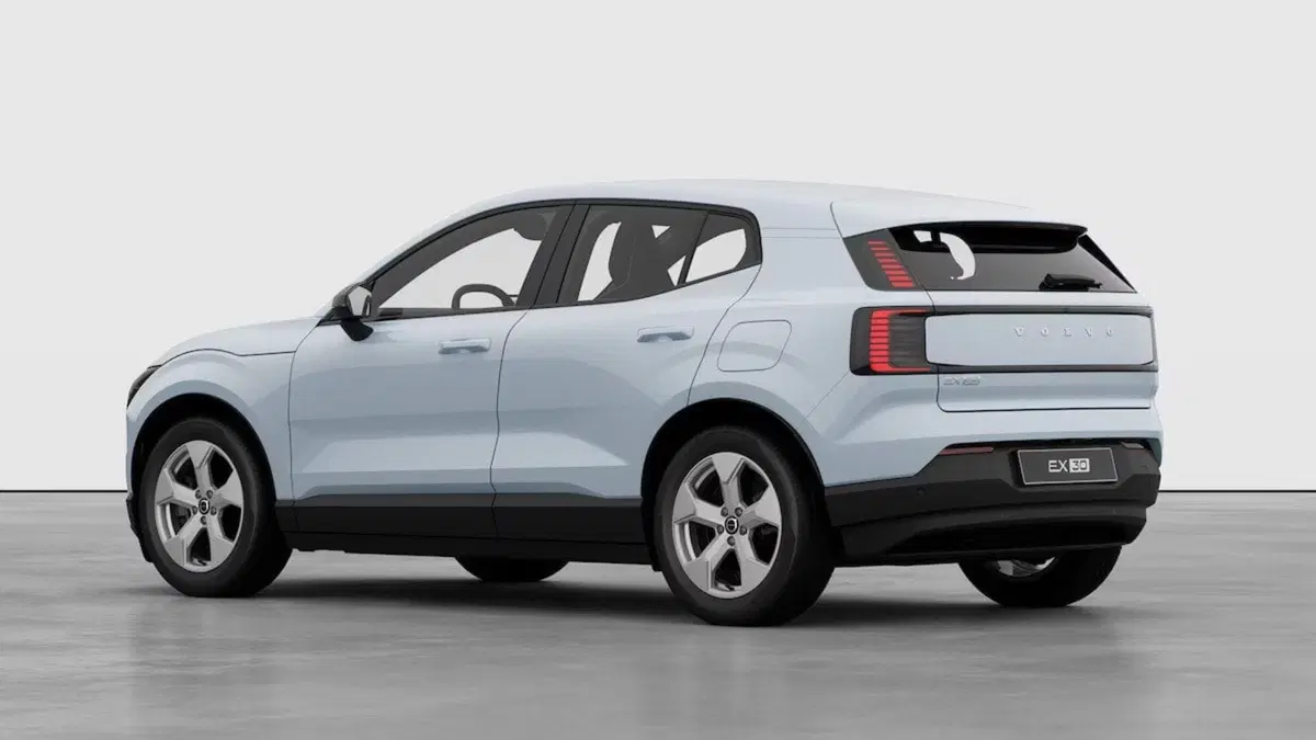 Volvo EX30 nuova a Como (4)